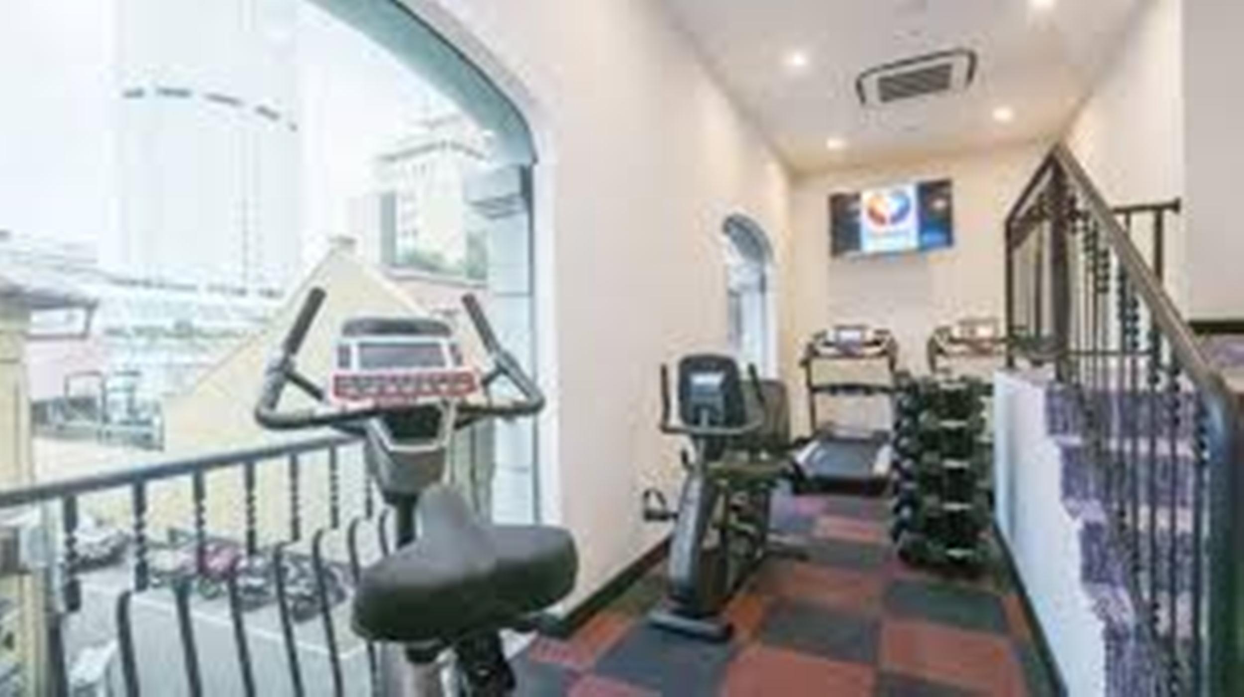 Fairway Colombo - Sri Lanka'S First Hotel With Robot Technology מראה חיצוני תמונה