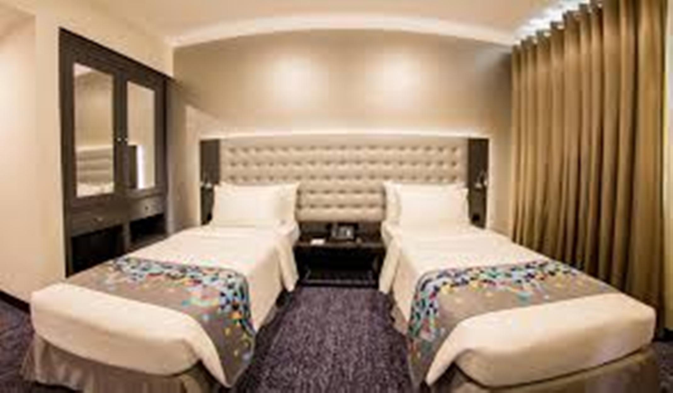 Fairway Colombo - Sri Lanka'S First Hotel With Robot Technology מראה חיצוני תמונה